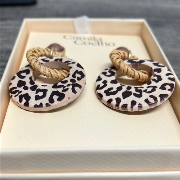 Camila Coelho | Leopard Print Dangle Earrings ✨ - Picture 6 of 7
